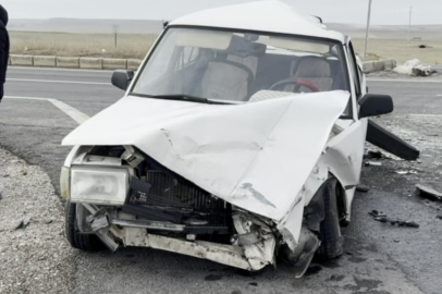 Aksaray’da feci kaza: 2’si Bebek 5 yaralı