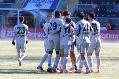 Erzurumspor FK, Ziraat Türkiye Kupası maçında Çaykur Rizespor'u 2-0 mağlup etti