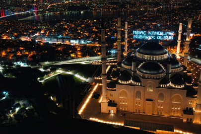 MİRAÇ KANDİLİ’NDE NEDEN SÜT İÇİLİR? MİRAÇ GECESİ SÜTE OKUNACAK DUALAR VE AYETLER