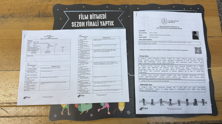 Adana’da babaları tarafından öldürülen Ada ve Mert’in karneleri sıralarına bırakıldı 3