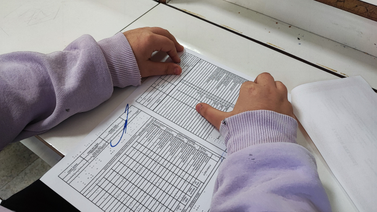 Adana’da görme engelli öğrenciler Braille alfabesiyle karnelerini aldı 3