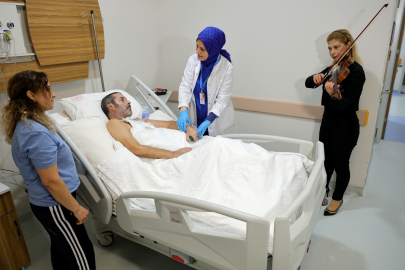Karşıyaka Devlet Hastanesi’nde hasta yakınlarına manevi destek