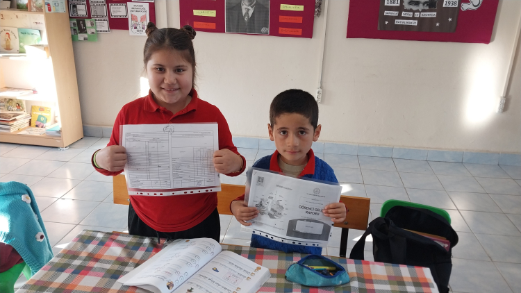 Mersin Mut’ta 2 öğrencili köy okulunda karne sevinci 3