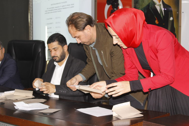 Adana Büyükşehir Belediye Meclisi’nde Denetim Komisyonu üyeleri belirlendi