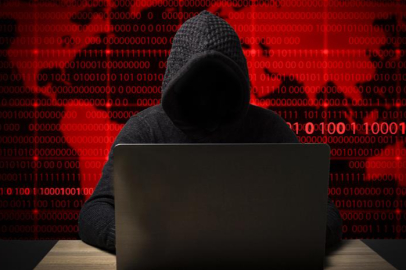 Aksaray'da 16 yaşındaki çocuk babasının hesabından 1,5 milyon kredi çekip dolandırıcıya kaptırdı