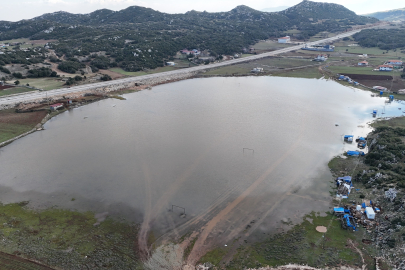 Hatay'da bereketin simgesi Kızılgöl yeniden hayat buldu: 65 yılın en kurak döneminin ardından su tuttu