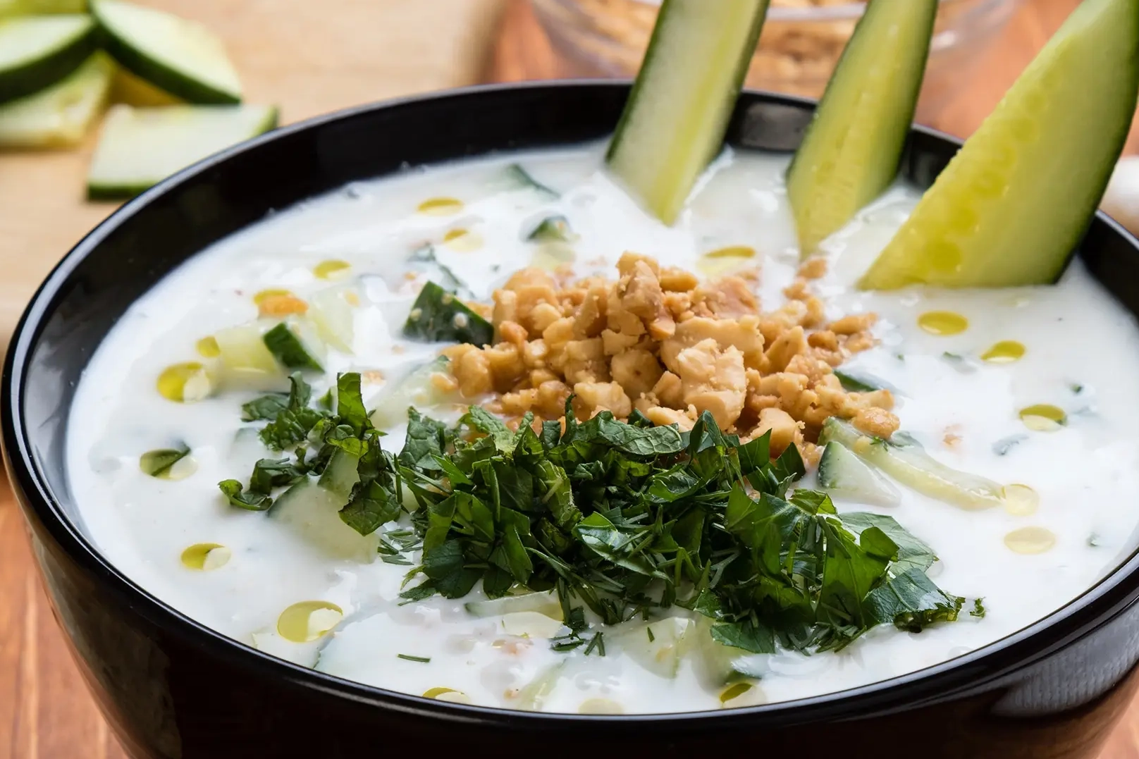 Kış Aylarında Vücudunuzu İçeriden Isıtacak Besinler