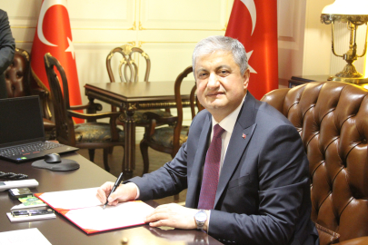 Adana Valisi Mustafa Yavuz göreve başladı