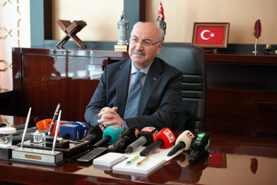 Denizli Valisi Yavuz Selim Köşger görevine başladı