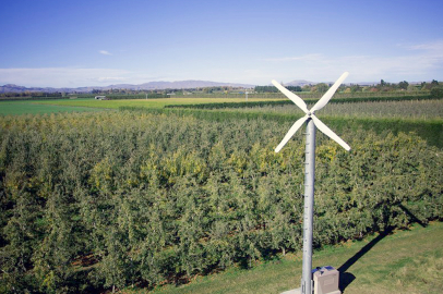 Adana'da eksi 2 alarmı: Narenciyeyi don pervaneleri kurtardı