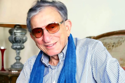 Türk tiyatrosunun duayen ismi Haldun Dormen hayatını kaybetti