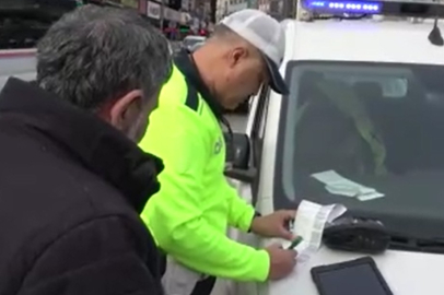 Adana'da gereksiz korna çalan sürücülere 116 bin lira ceza kesildi