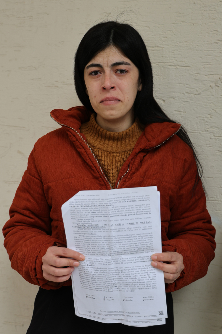 Adana’da IBAN’ını kullandıran genç kadın dolandırıcılıktan hüküm giydi 2