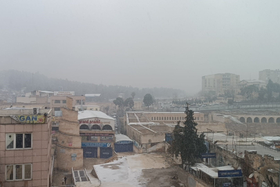 Şanlıurfa’da yoğun kar yağışı başladı