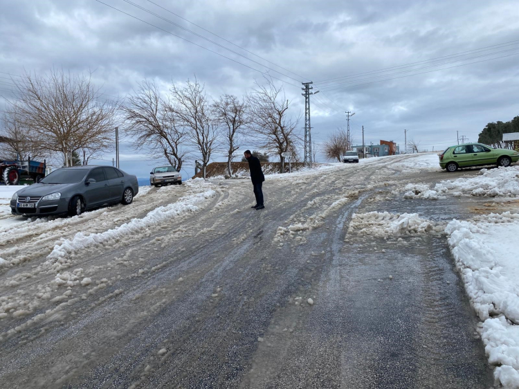 Osmaniye Düziçi’nde kar yağışı sürücülere zor anlar yaşattı 3