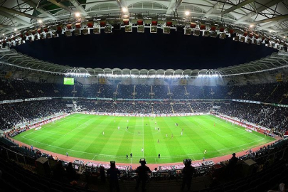 Stadyumlar doluyor, şehir ekonomisi hareketleniyor