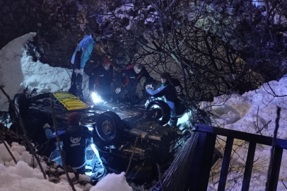 Kahramanmaraş’ta feci kaza: Otomobil köprüden uçtu, 1’i ağır 4 yaralı