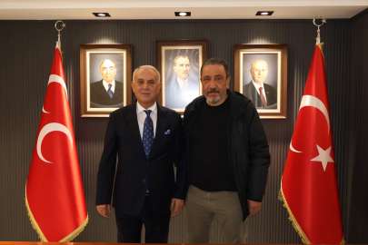 Adana 01 FK’nın gelecek planları MHP İl Başkanlığı’nda görüşüldü