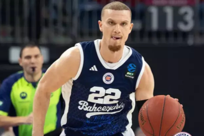 Bahçeşehir Koleji’nin yeni transferi Malachi Flynn Türk vatandaşı oldu