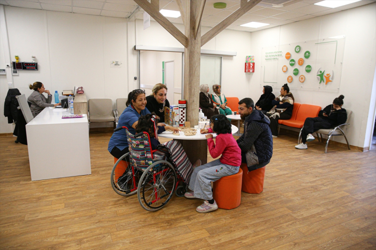 Çukurova Üniversitesi ÇOİM, 161 depremzede çocuğa umut oldu 2