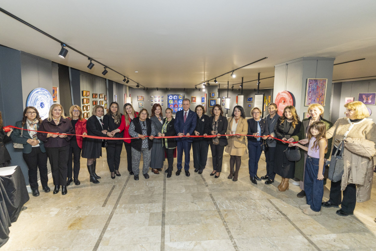 Mersin’de iğne oyası mirası çağdaş sanatla buluştu 3