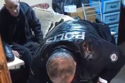 Tarsus’ta 79 yaşındaki adamın evini su bastı, polis yardıma koştu