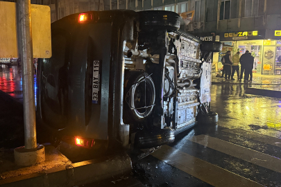 Tarsus'ta trafik kazası : 2 yaralı