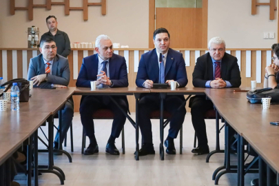 Adana Barosu Başkanı Av. Böke stajyer avukatlara deneyimlerini paylaştı