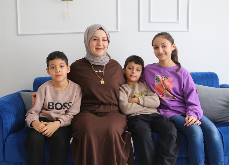 Hatay’da yerinde dönüşümle 500 Evler Sitesi sakinleri yeni konutlarına kavuştular 2