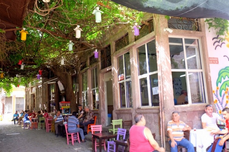 Macaron Mahallesi’nde Kaybolun