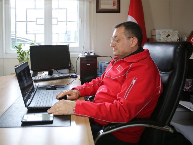 Türk Kızılay Hatay Başkanı Kimyonoğlu, AA’nın “Yılın Kareleri” oylamasına katıldı 2