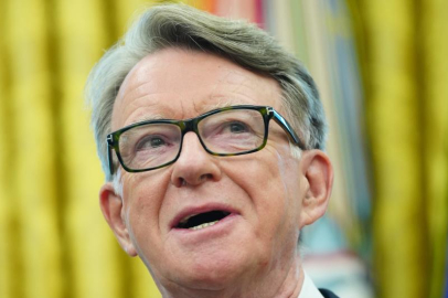 Devlet sırlarını Epstein ile paylaşmakla suçlanan İngiliz siyasetçi Mandelson, Lordlar Kamarası'ndan ayrılacak