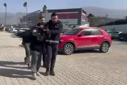 Hatay’da genç kadını sosyal medyadan kandırıp tecavüz ettiler, parasını ve telefonunu gasp ettiler