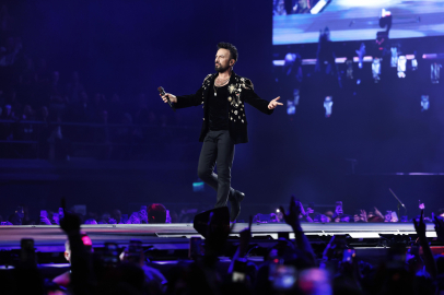 Tarkan’ın konser serisi 50 bin kişiye ulaştı