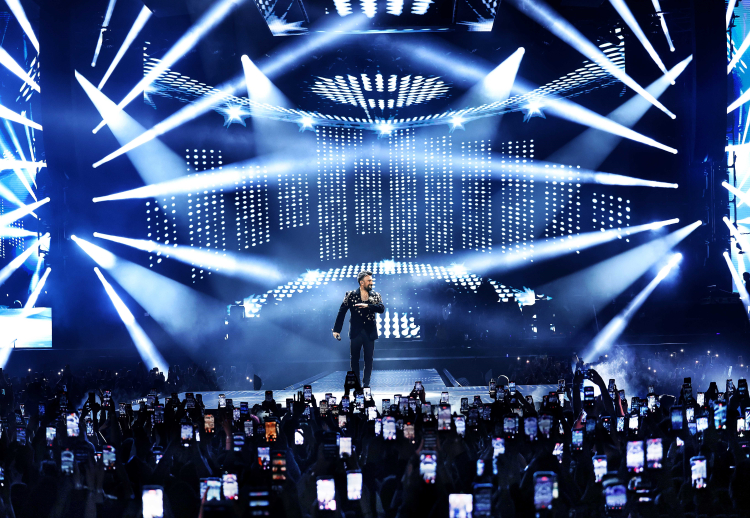 Tarkan’ın konser serisi 50 bin kişiye ulaştı 2