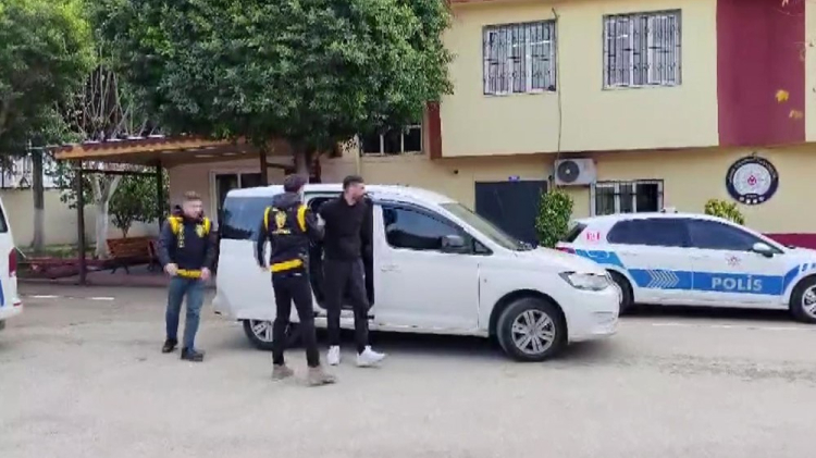 Adana'da 11 hükümlü ve 503 aranan şahıs yakalandı 3