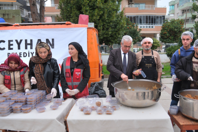 Ceyhan’da depremde hayatını kaybedenler dualarla anıldı