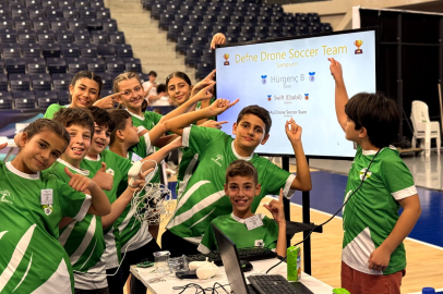 Depremzede çocuklardan başarı hikâyesi