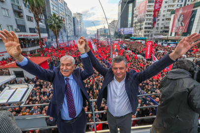 Adanalılar Zeydan Başkan’ı bağrına bastı!