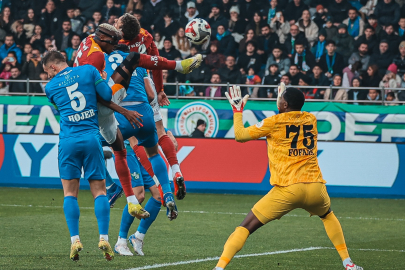 Galatasaray, Rizespor’u 3-0 mağlup etti