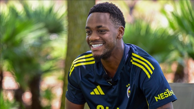 YENİ BİR BAŞLANGIÇ İÇİN İMZALAR ATILDI