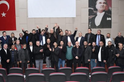 Tuhafiye ve Hırdavatçı Esnaf Odasında Evrenkaya güven tazeledi