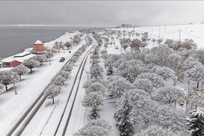 Bazı illerde kar yağışı etkili oluyor