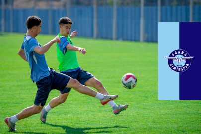 Küme düşen Adana Demirspor, Erzurumspor FK maçı için sahaya indi