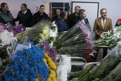 Sevgililer Günü bereketi: Çiçek satışları rekora koşuyor