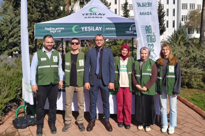 Yeşilay Adana Şubesi, sigara bağımlılığına karşı üniversite öğrencilerini bilgilendirdi