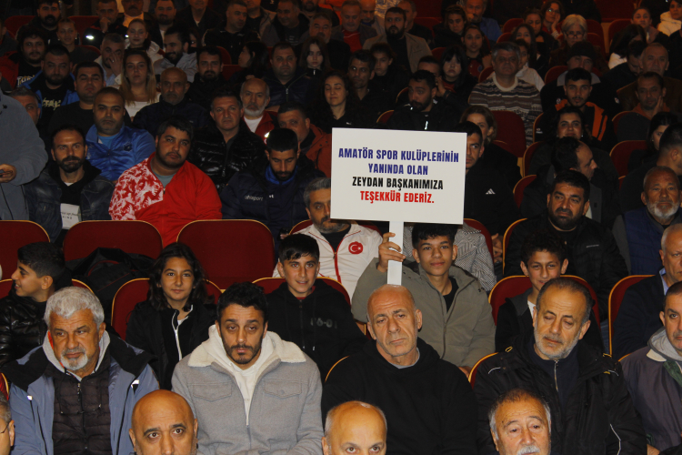 Adana Büyükşehir Belediyesi'nden amatör kulüplere 18 milyon TL destek