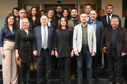 Ümit Özdağ, Adana’nın kentsel gelişimi ve mimarlık sorunlarını görüştü