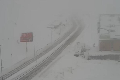 Erciyes yolu kar ve tipi nedeniyle trafiğe kapatıldı