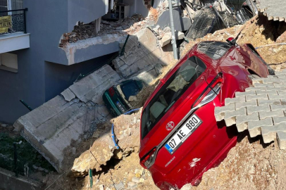 Menemen’de istinat duvarı gece çöktü: 4 bina hasar gördü, 151 kişi tahliye edildi